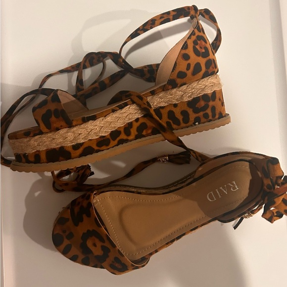 Leopard Sandals - Picture 7 of 7